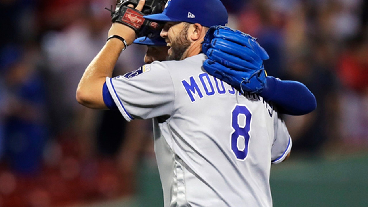 Moustakas' 30th HR lifts Royals over Red Sox for 9th in row (Jul 28, 2017)